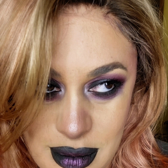 Meet your Posher, Constance - Picture 4 of 4